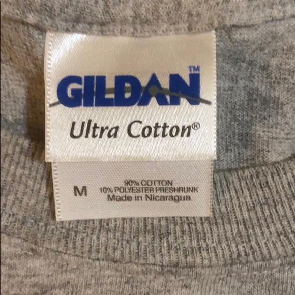 Gildain 2010 Stanley Cup shirt - Picture 2 of 2